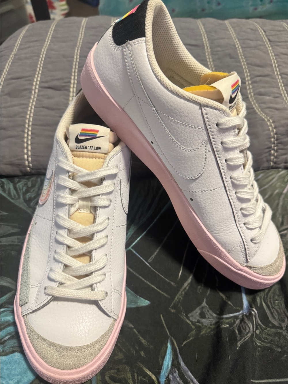 Nike Blazer '77 Low Women's White Pink Pride Sneakers